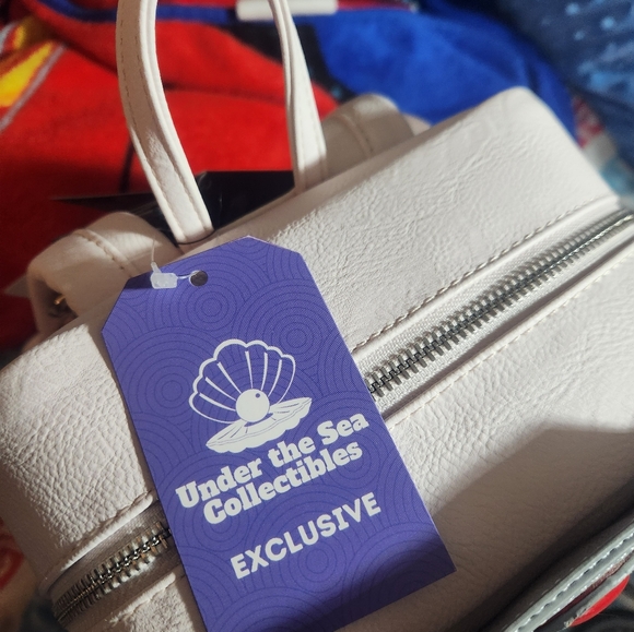 Loungefly monsters Inc - Picture 6 of 6